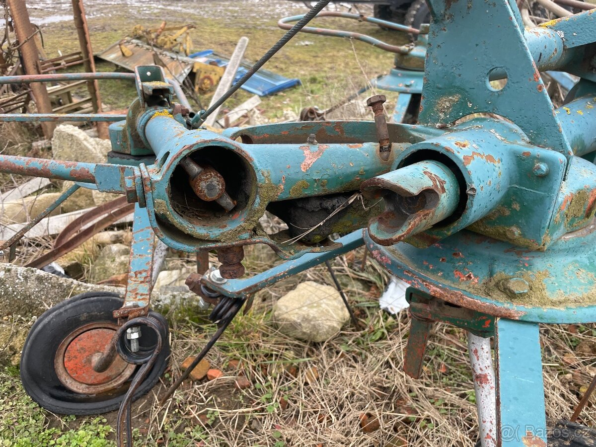 Obraceč sena, píce. - 4