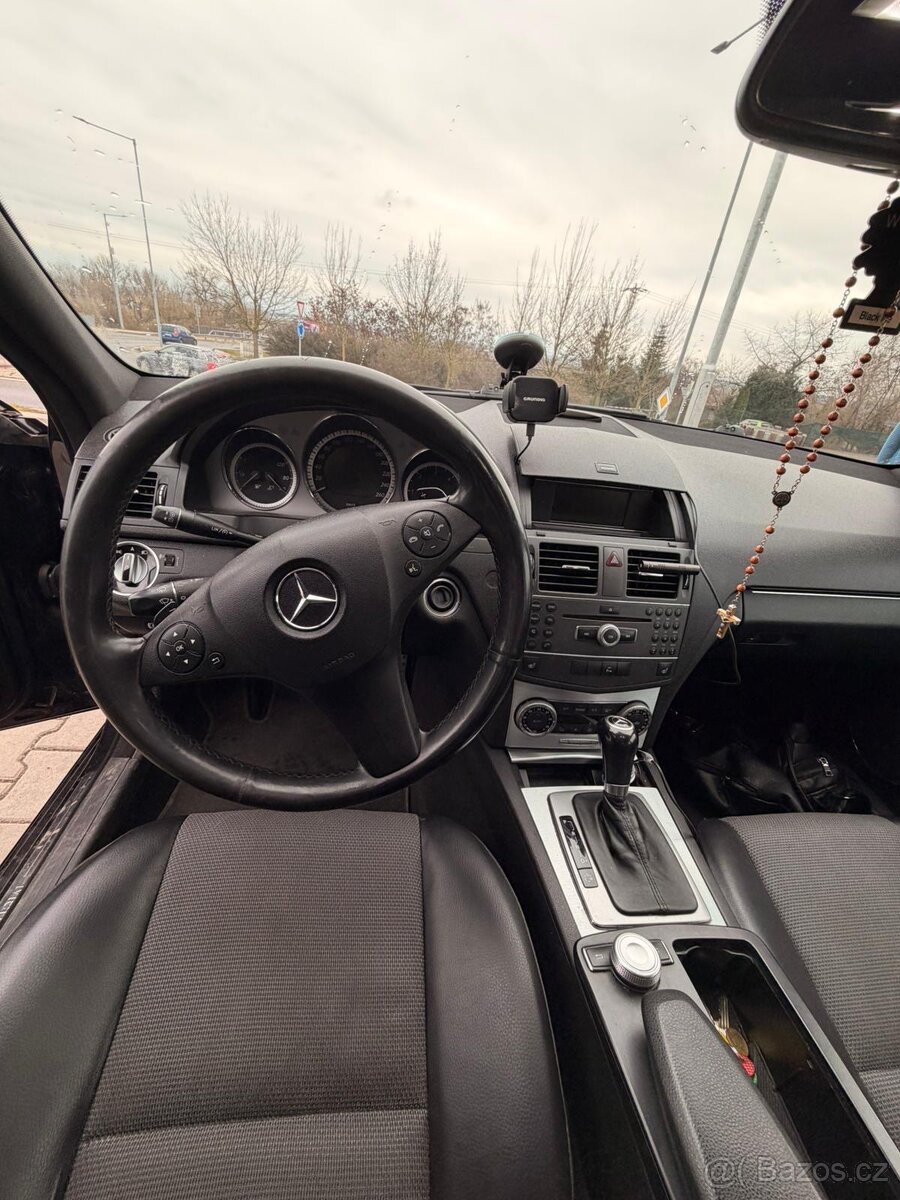 Mercedes benz w204 amg - 4