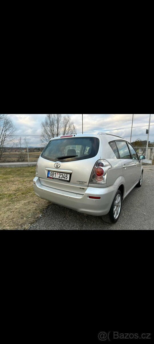 Toyota Corolla Verso D4D 2.2 tdi 2007 - 4