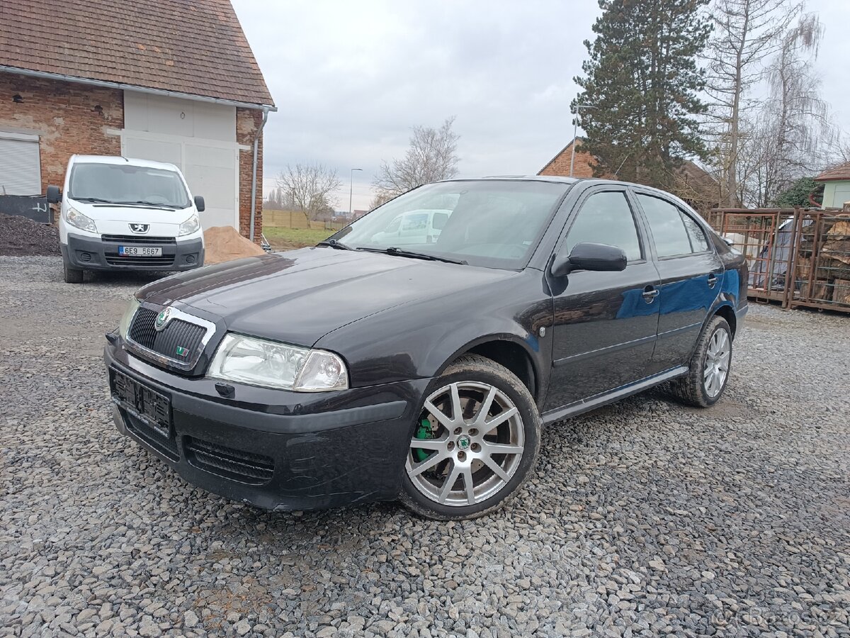 Černá stropnice octavia 1 RS sedan, liftback - 4