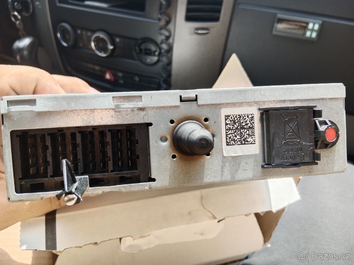 Digitální tachograf VDO 12V - 4