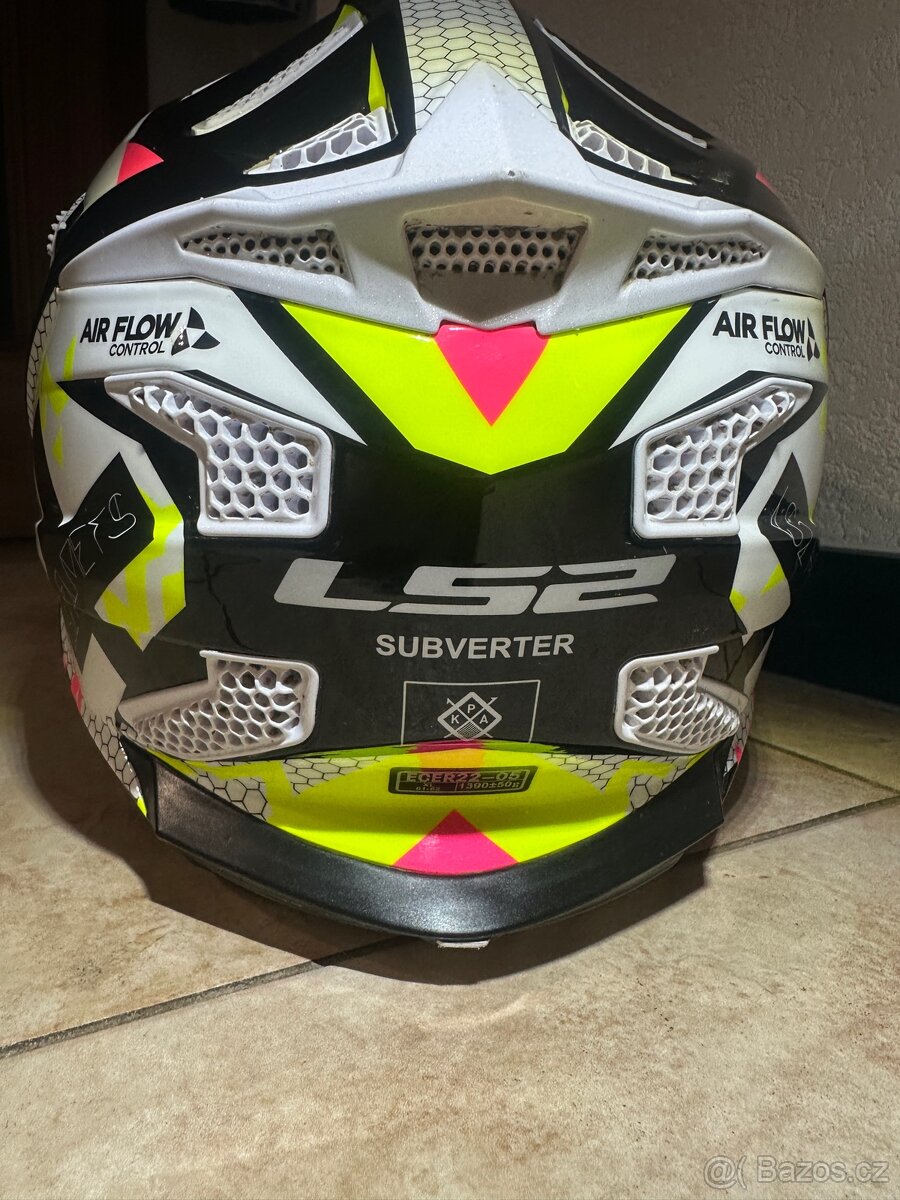LS2 Helma