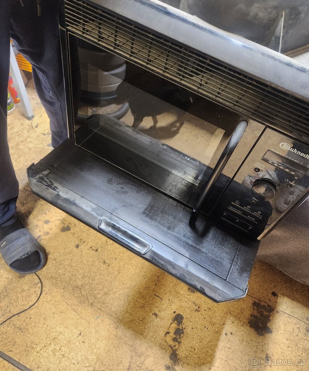 Vestavná mikrovlnná trouba s digestoří - 4