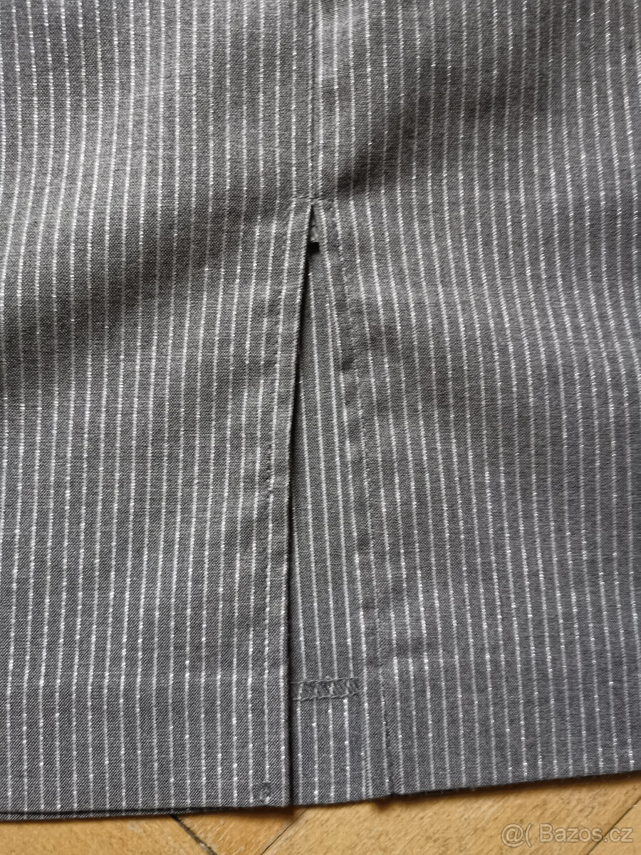 Dámská elegantní šedá krátká sukně s rozparkem vel. L - 4