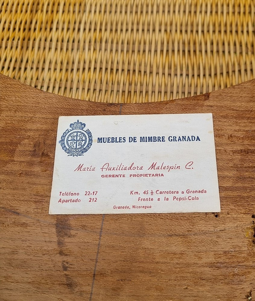 Prodám set 2x velké ratanové křeslo se stolkem - 4