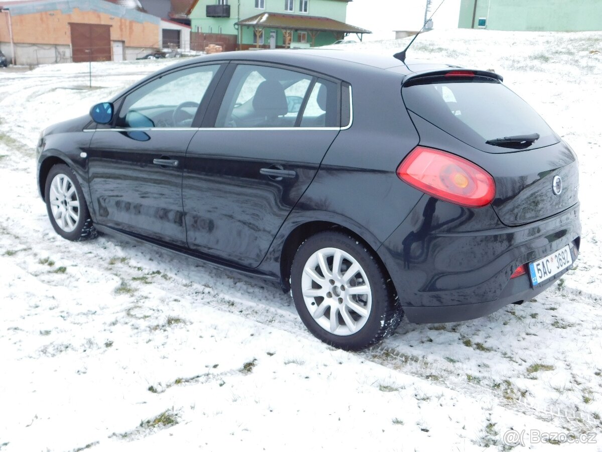 Fiat Bravo 1.4 T-JET,,výkon 110 Kw,BEZ KOROZE,Pěkný - 4