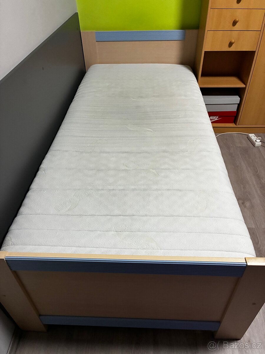 Postel 90x200 + matrace + rošt - 4