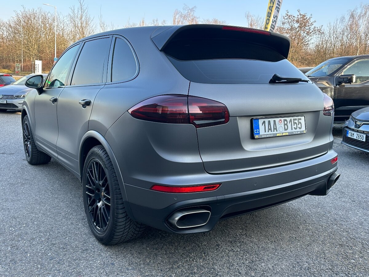 Porsche Cayenne 2016 - 4