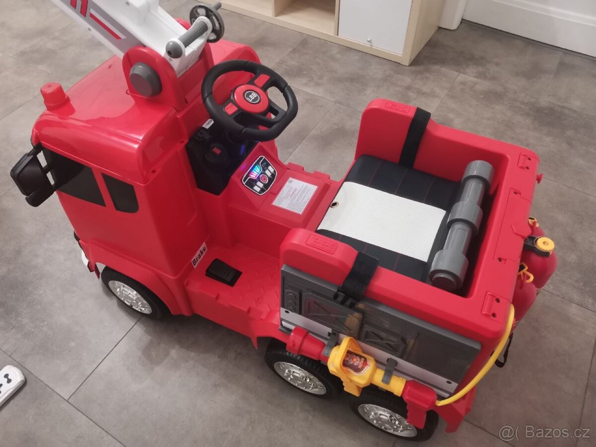 Dětské elektrické hasičské auto - 4