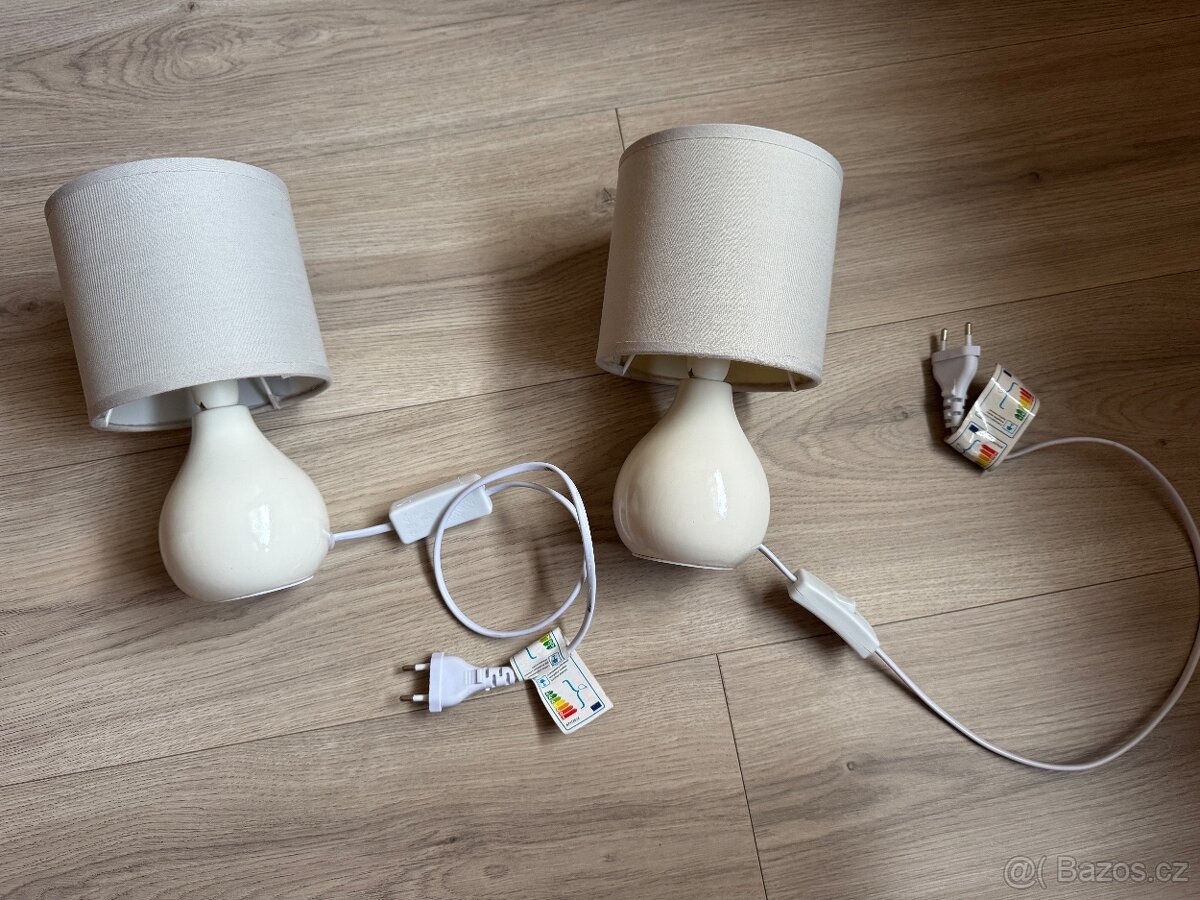 Lampičky na noční stolek - 4