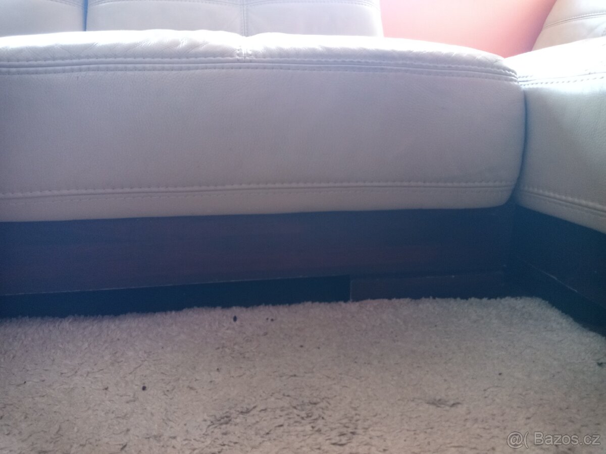 Sedačka rohová kožená - 4