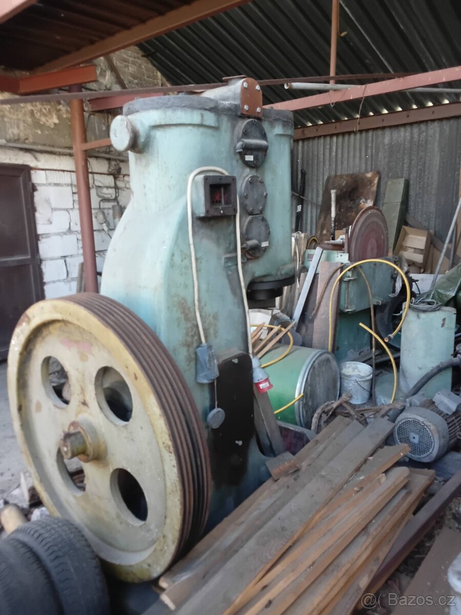 Pneumatický buchar CFA80 - 4