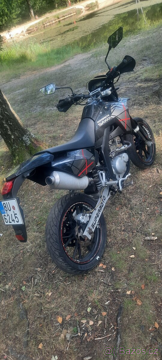 Super moto saxxx