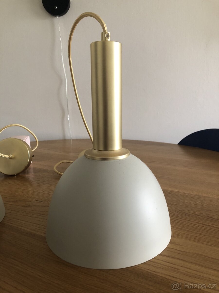 Nová světla zakoupená v CO. DE - 4