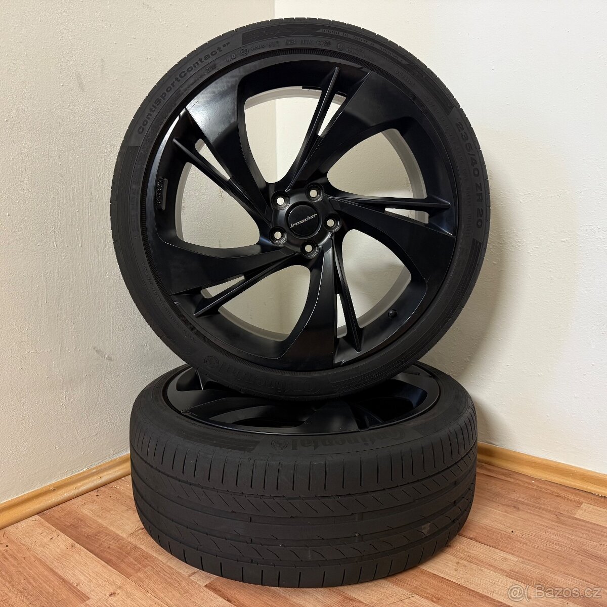 PEUGEOT 3008 5x108 R20 ET44+LETNÍ 235/40R20 4,5mm - 4