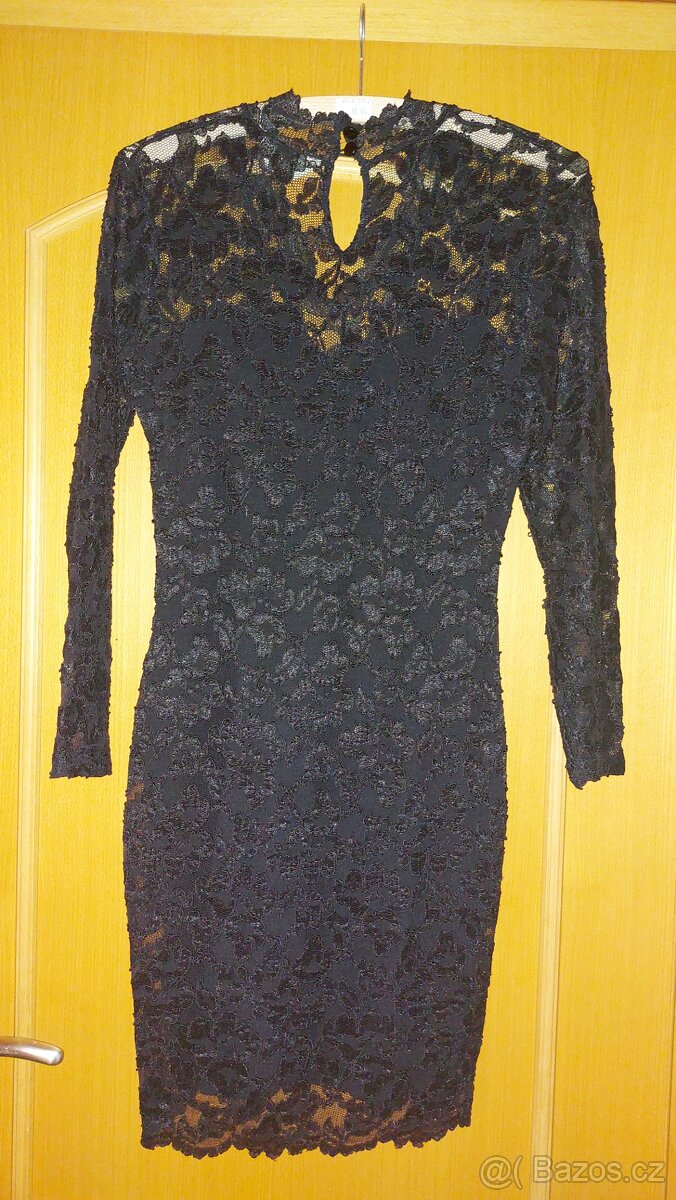 Černé krajkové šaty - 4