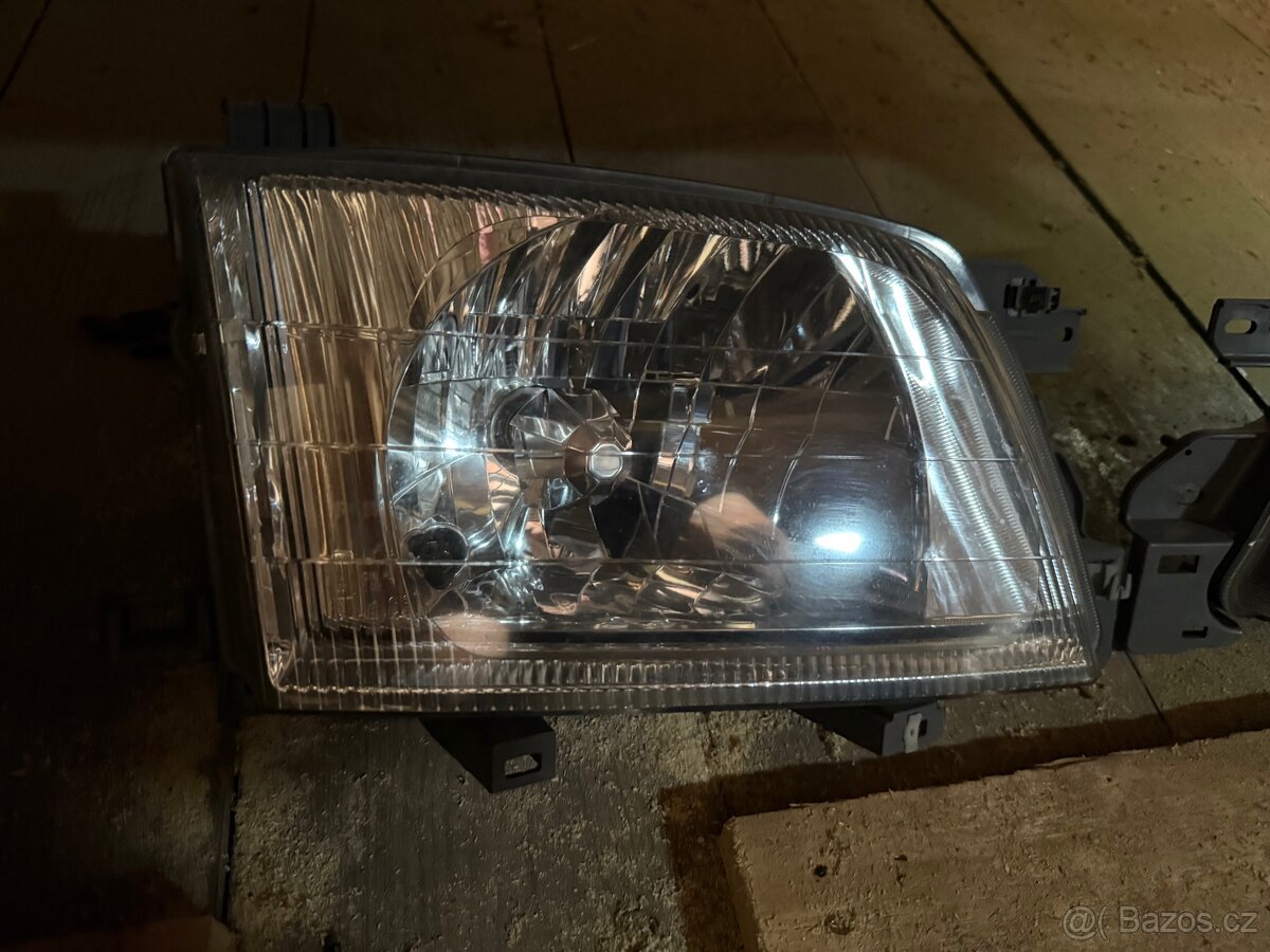 Subaru Forester SF světla , blinkry přední - 4