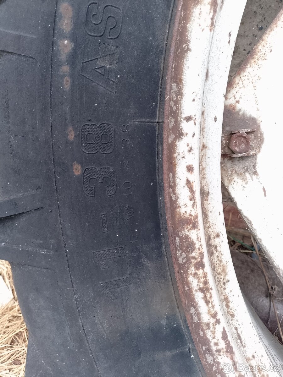 Pneumatiky na traktor - 4