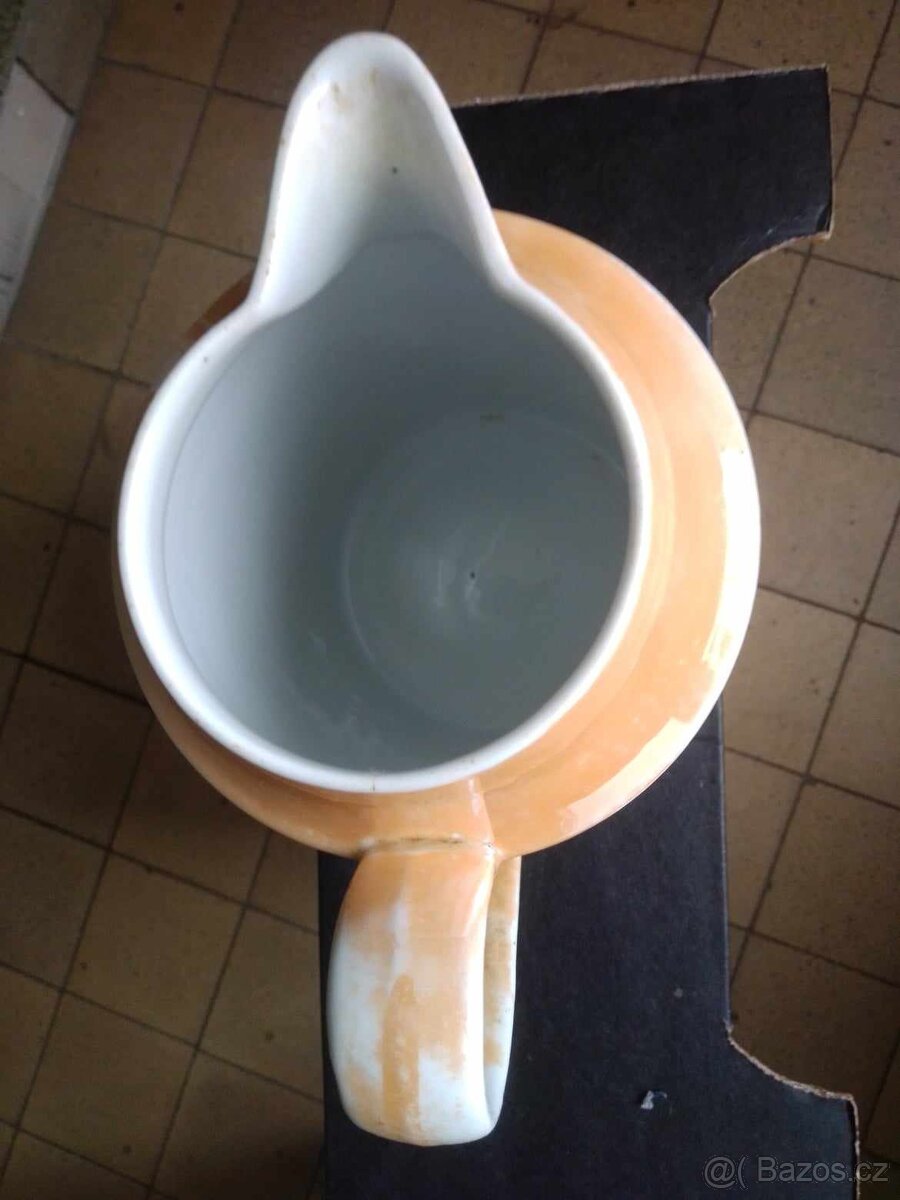 Skleněná konvice a keramický džbánek - 4