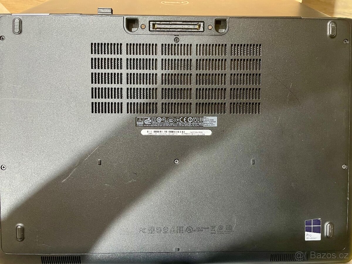 Dell Latitude E5550 - 4