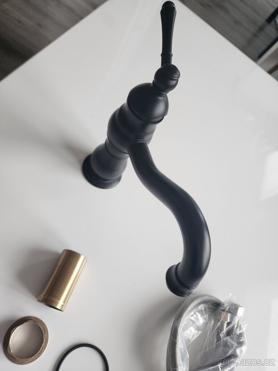 Retro umyvadlová baterie – černá matná - 4