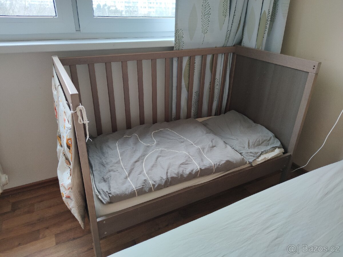 Dětská postýlka a přebalovací pult SUNDVIK IKEA - 4