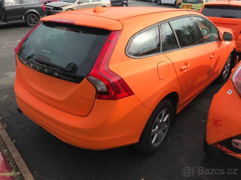 VOLVO V60 1,6 DRIVe 84kW 2012 6kvalt - díly - 4