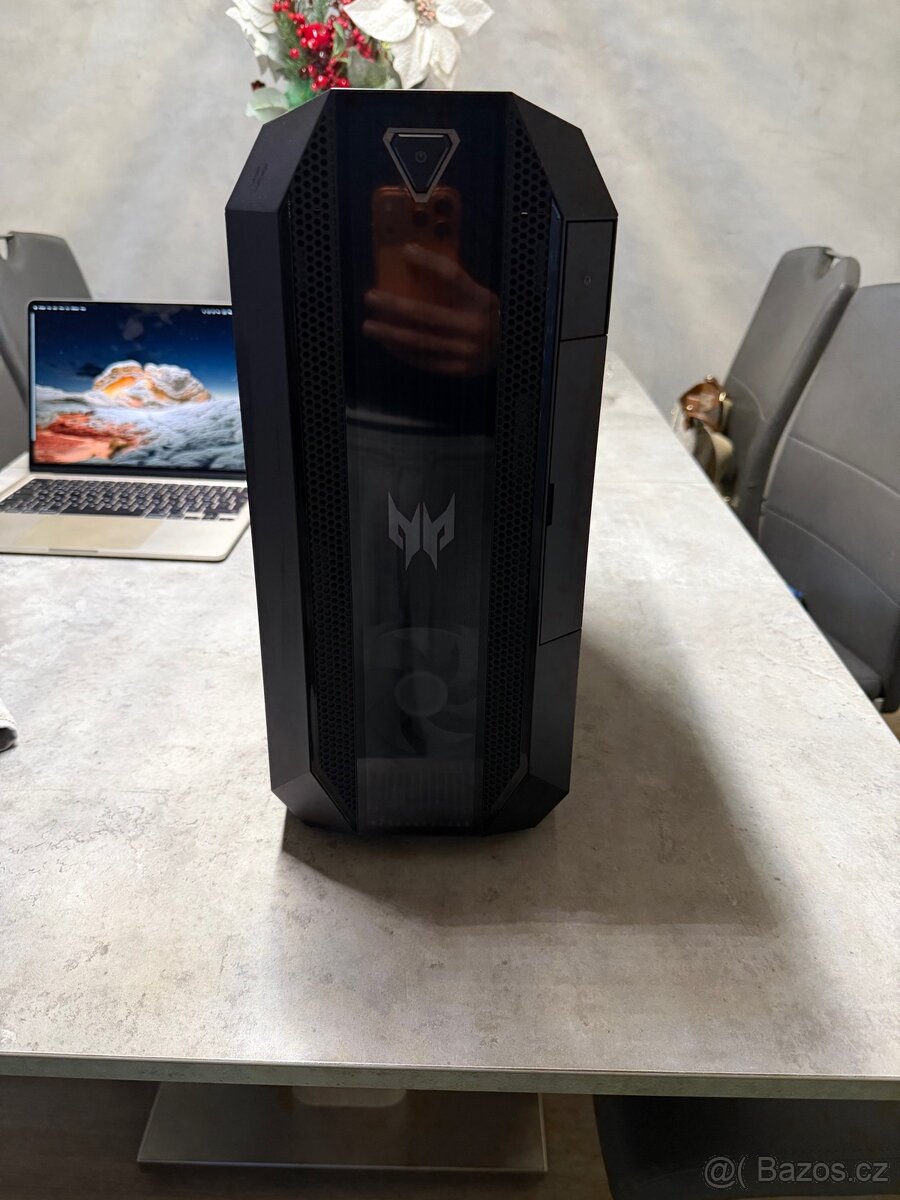 Herní počítač acer predator - 4