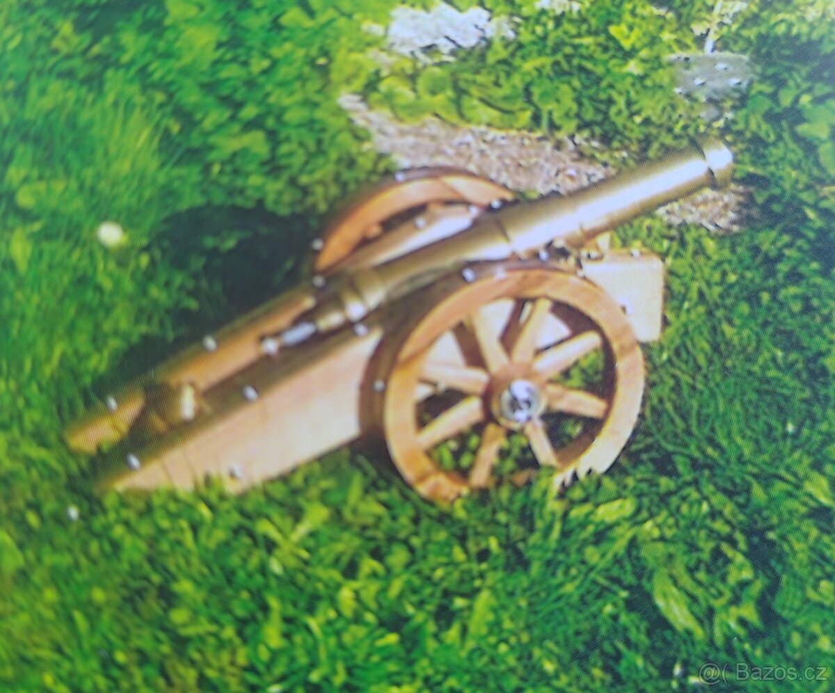 Dřevěné Šachy, děla, motorka. - 4