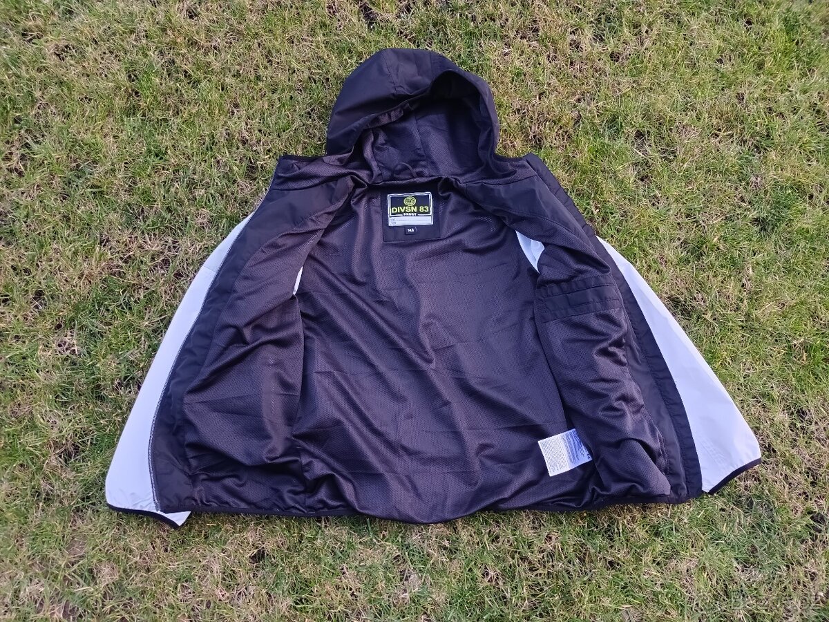 Chlapecká bunda C&A vel. 140 - 4