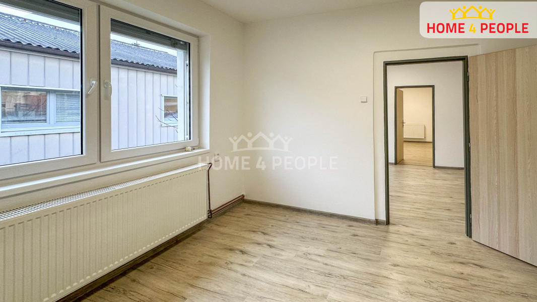 Pronájem komerčního prostoru, Kancelář, 18 m2 - 4