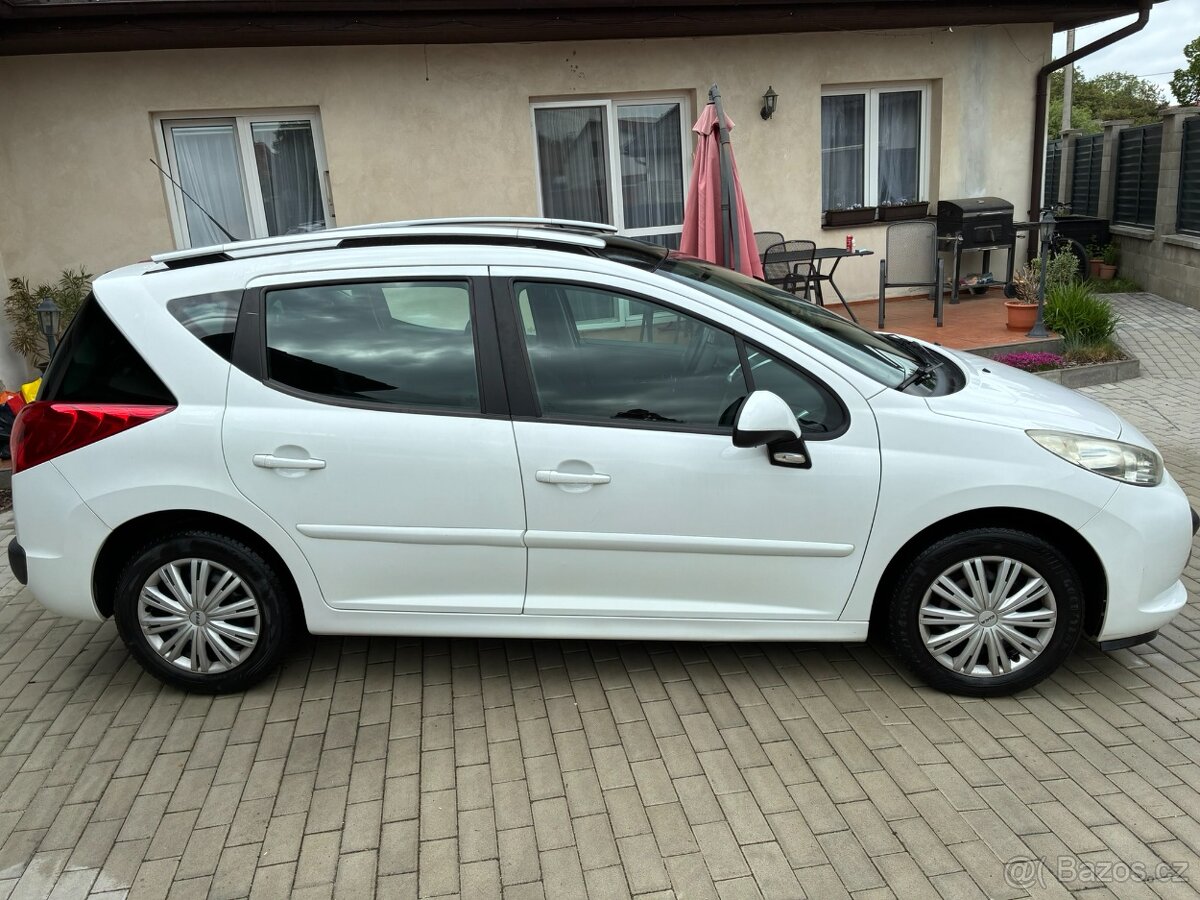 Peugeot 207 - 4