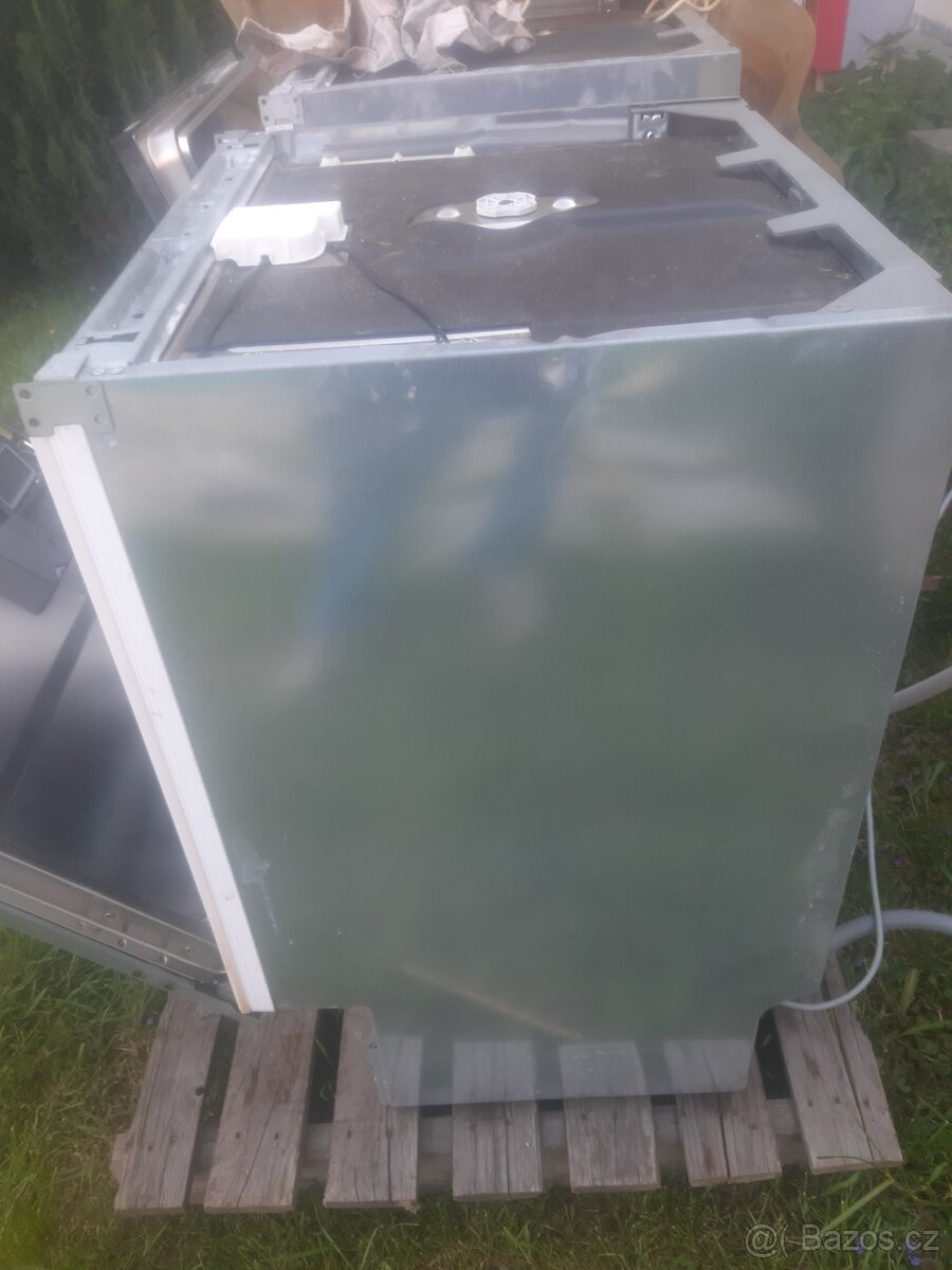 Myčka Electrolux EEM 48320L - 4