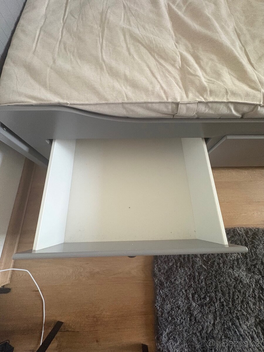 Rozkládací postel IKEA s 2x matracemi - 4