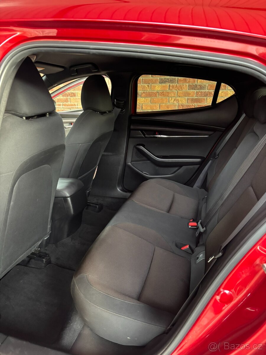 Mazda 3 - 4