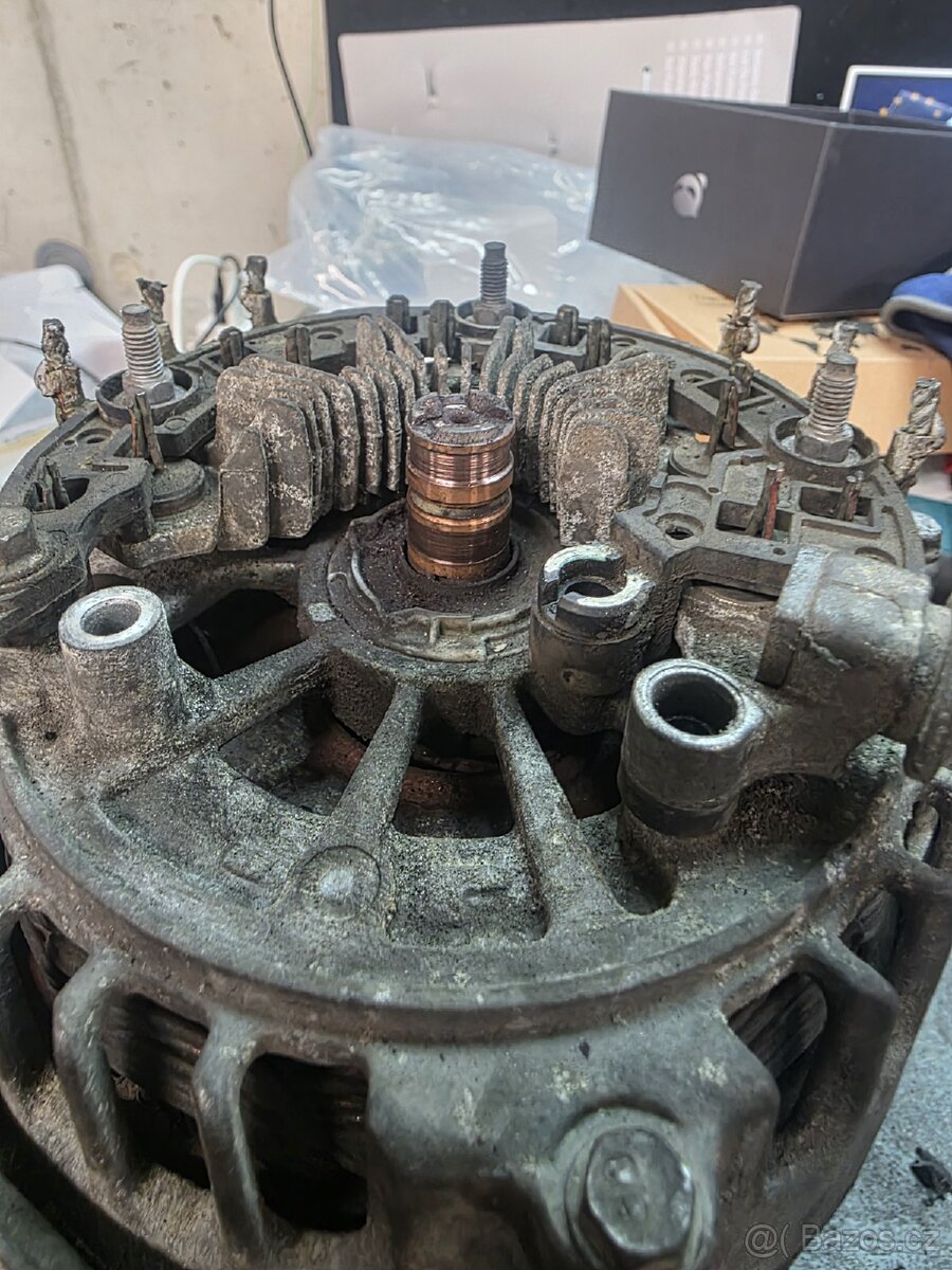 Alternator Mercedes vito viano - 4