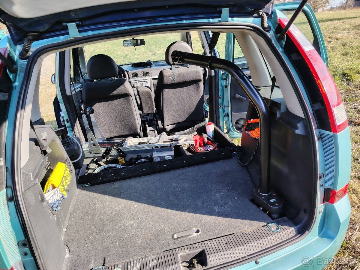 Opel Meriva pro invalidy - 4