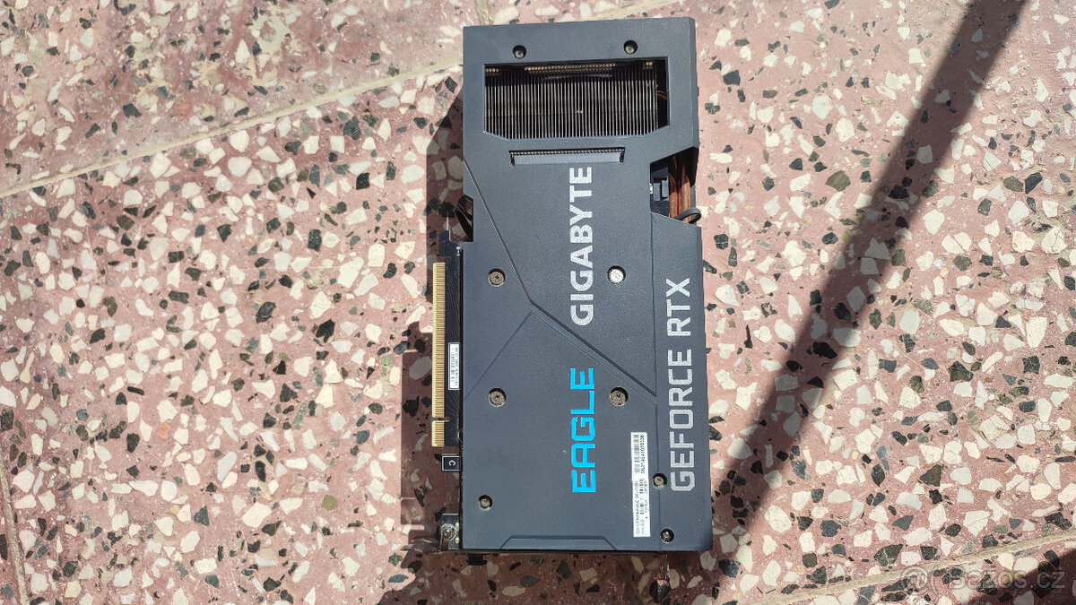 GIGABYTE RTX 3060 EAGLE OC 12GB - 4