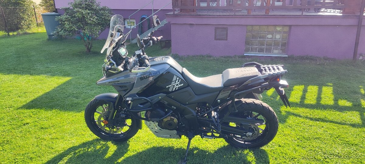 Suzuki DL Vstrom 1050 r.v.2021 Č.R.