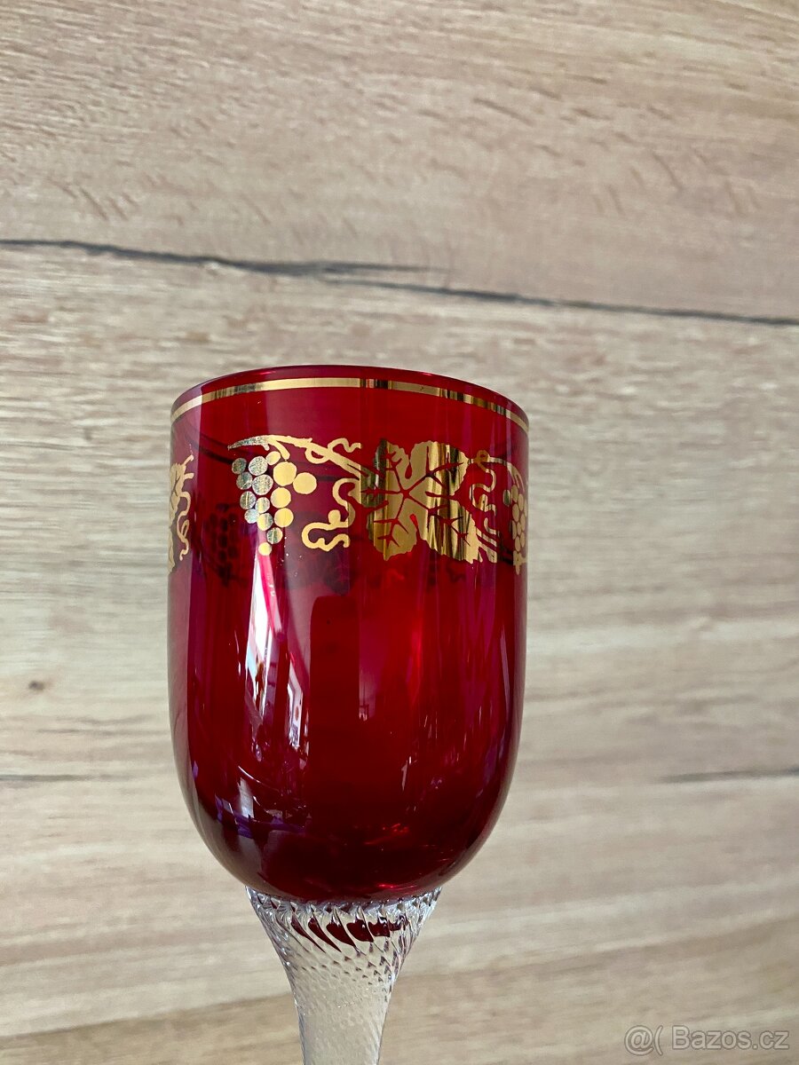 sklenice na víno z rubínového skla luxusní sklenice na víno - 4