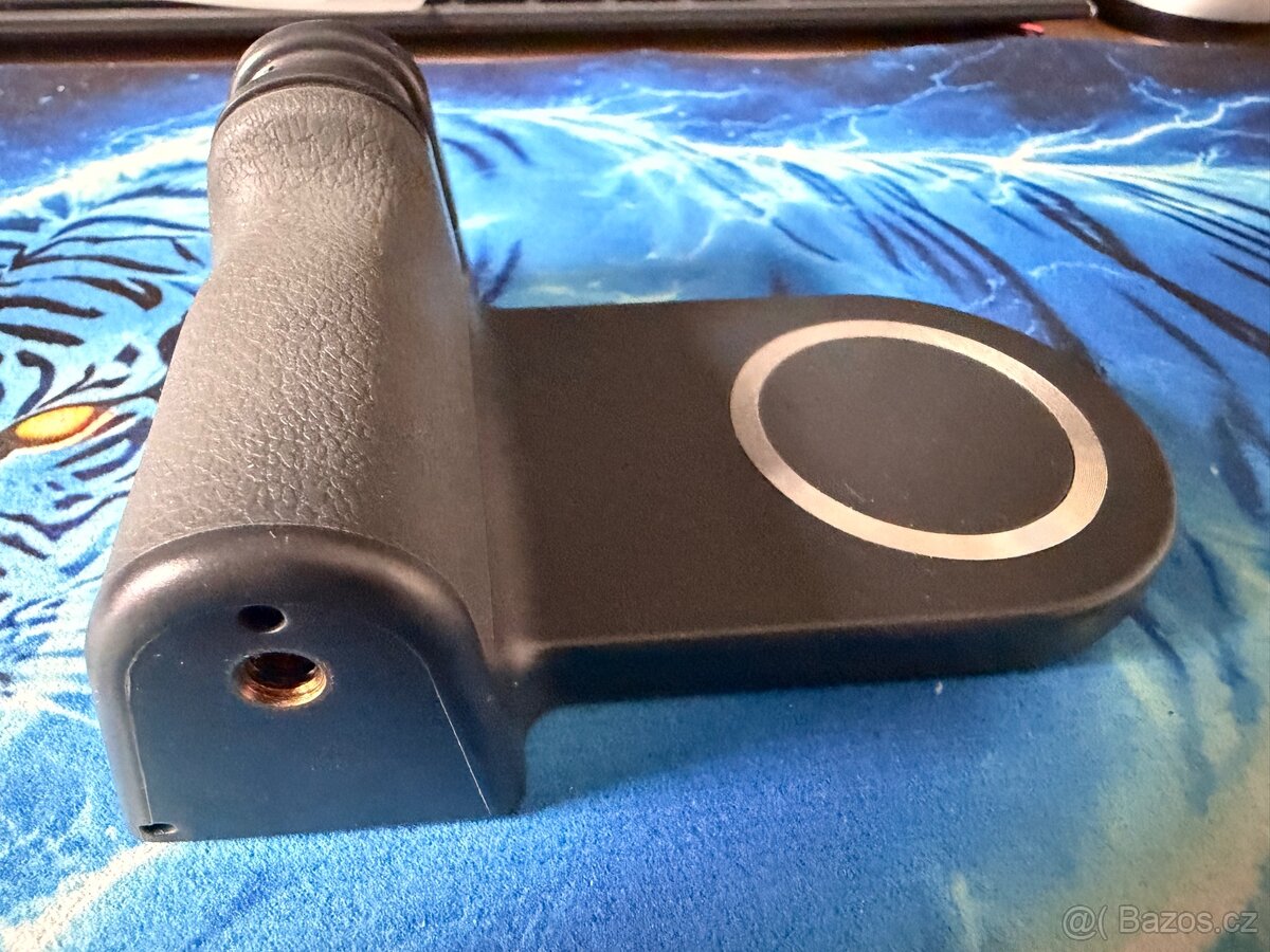 Foto Grop pro Iphone - magsafe - 4