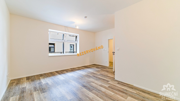 Pronájem bytu 1+kk, 33 m², Uherské Hradiště - Nádražní - 4