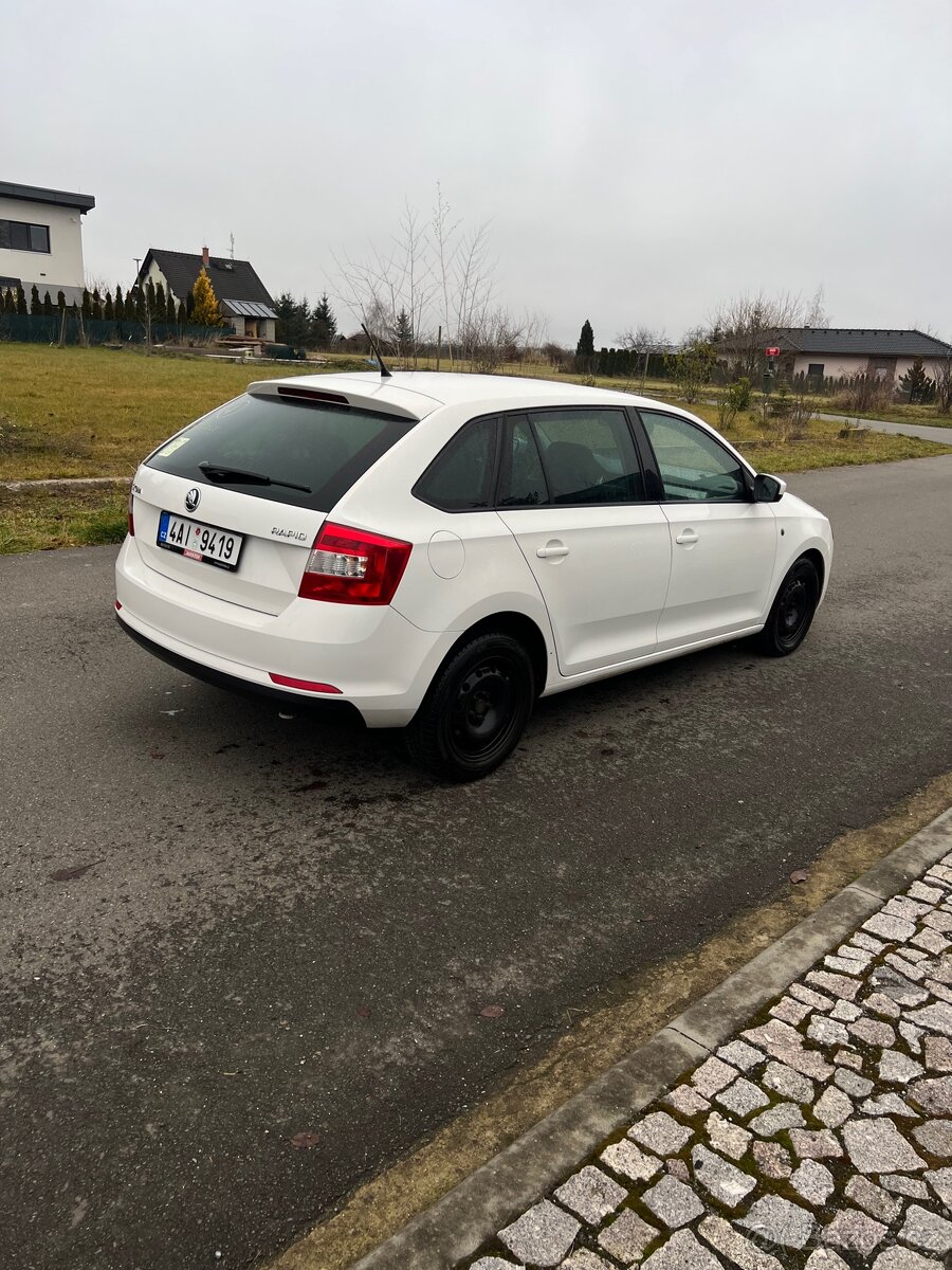 Škoda rapid 1.6tdi /// 2015 - 4