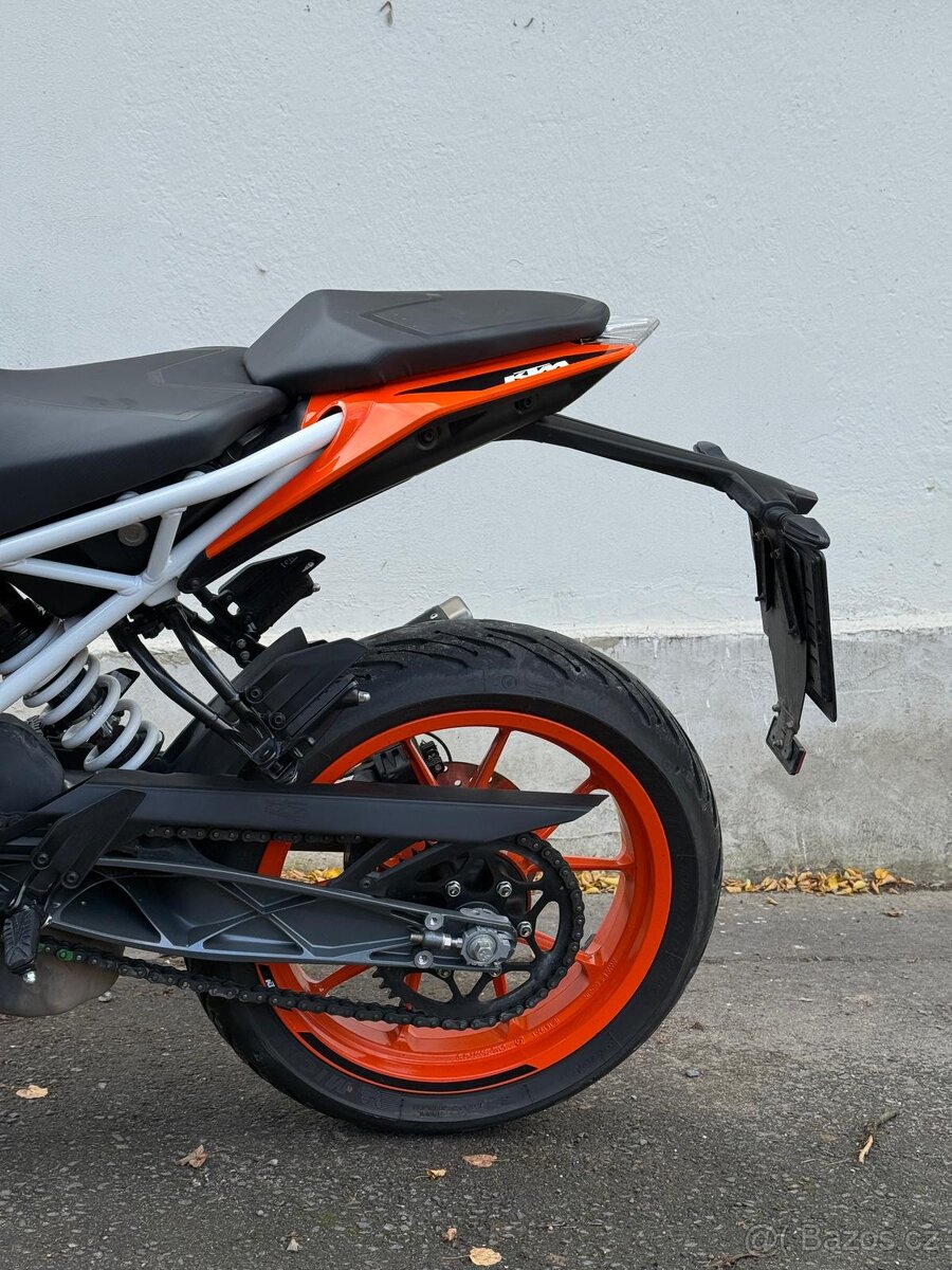 KTM Duke 125 2023 - 4