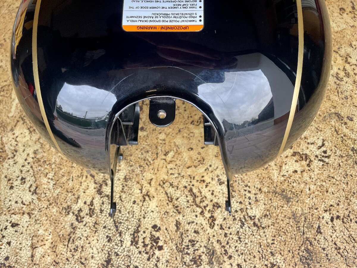 Nová nádrž Jawa Scrambler - 4