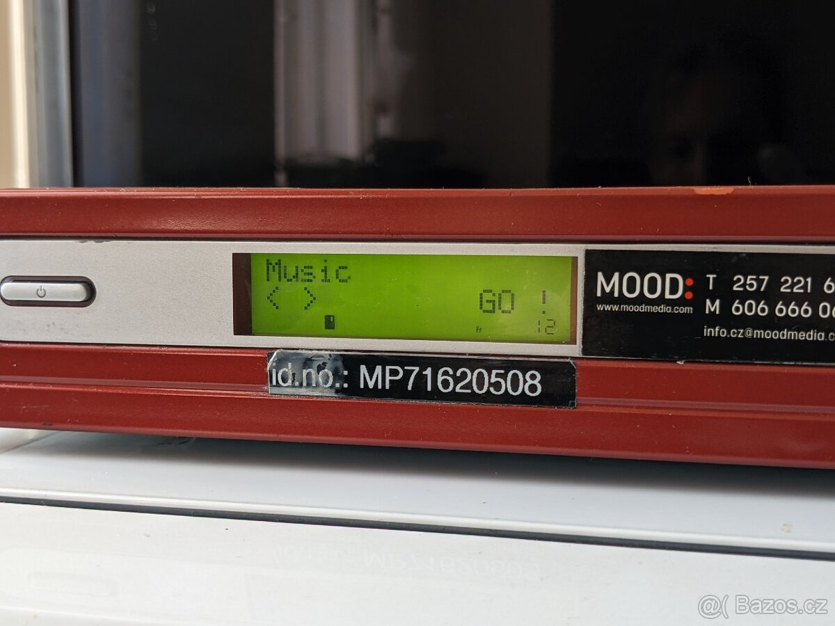 mood media MP7000 - 4
