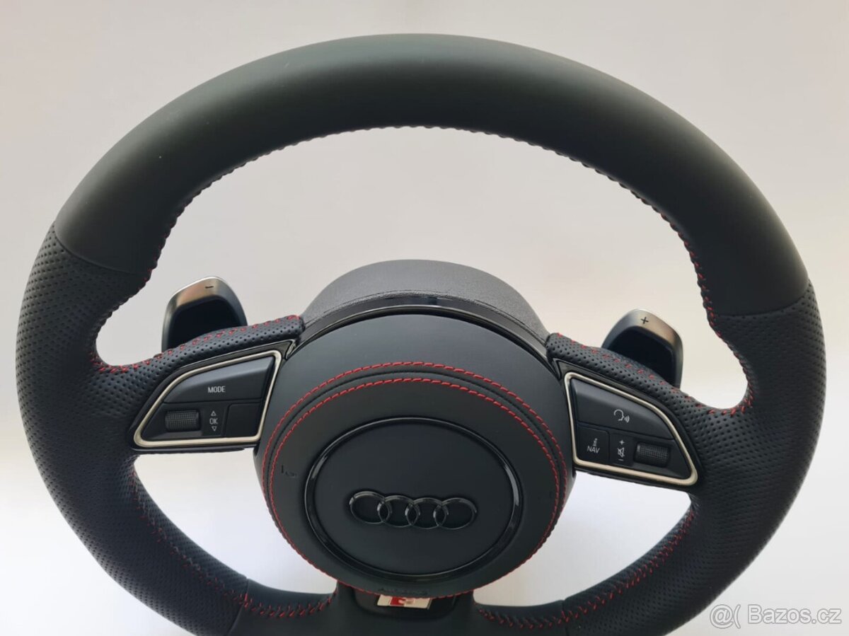 AUDI MULTIFUNKCNY VOLANT S AIRBAGOM A PADLAMI, červená niť - 4