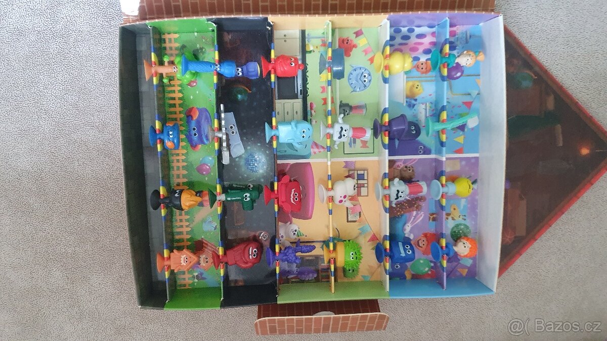Stikeez domeček a figurky - 4
