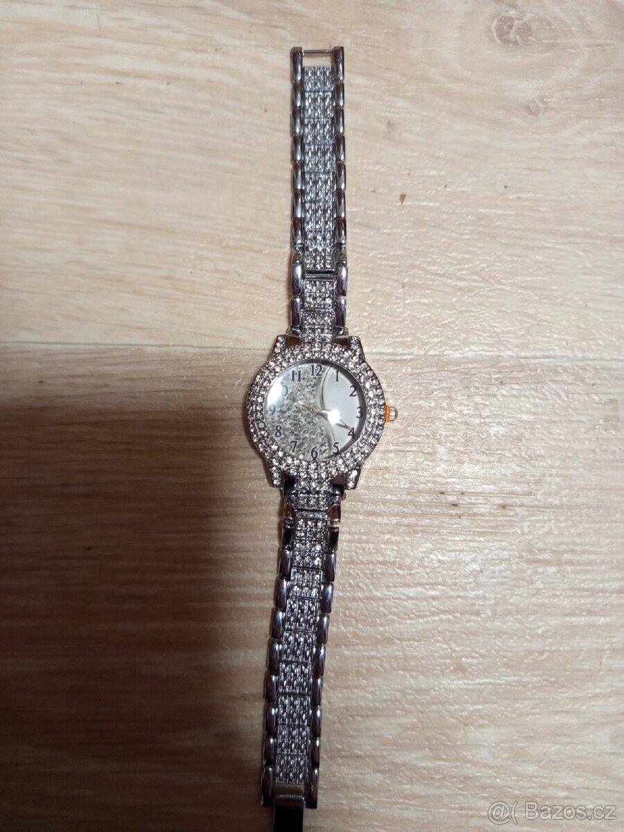 Elegantní dámské trypitive hodinky - 4