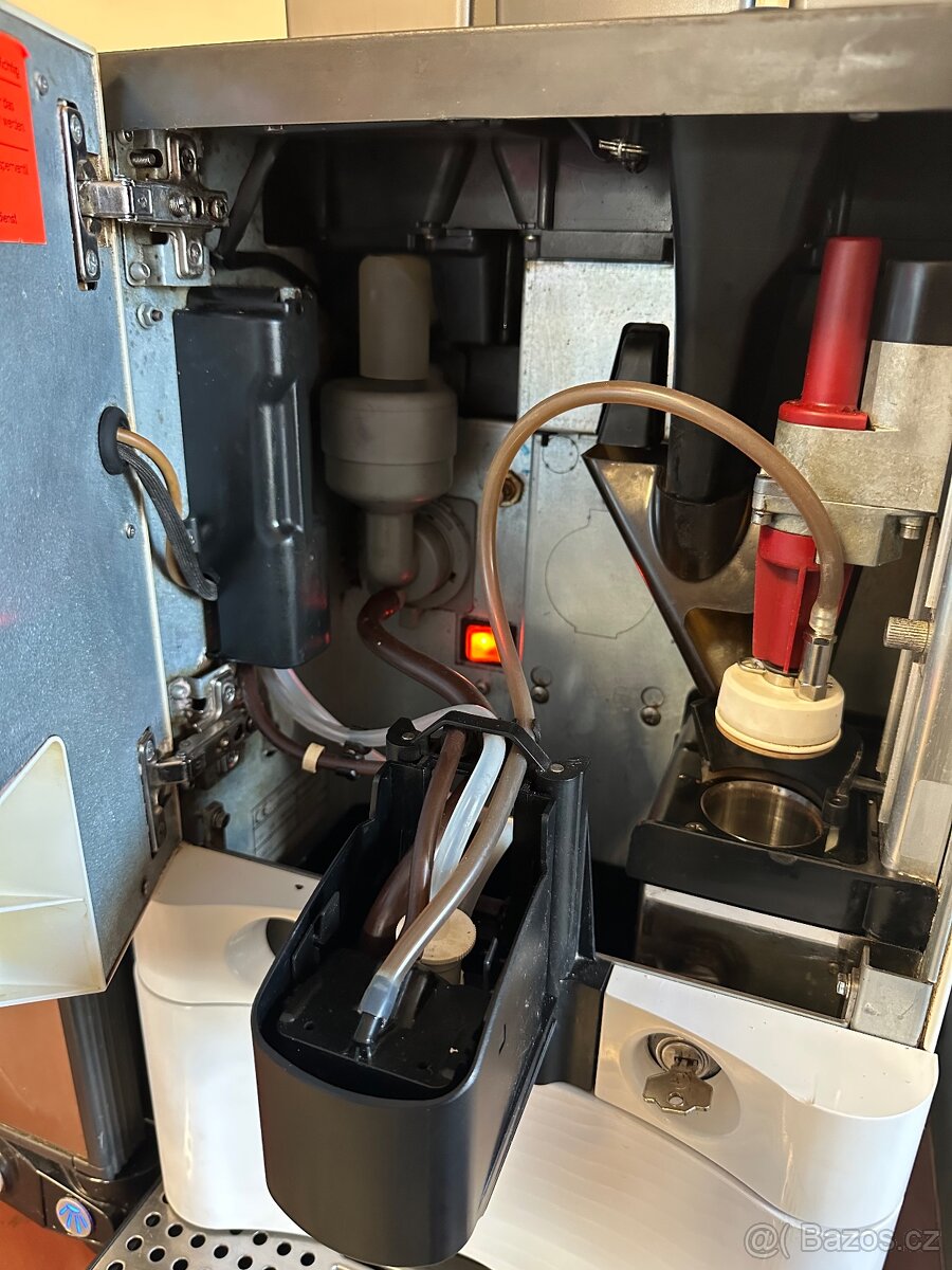 Profesionální automatický kávovar: Carimali Optima - 4